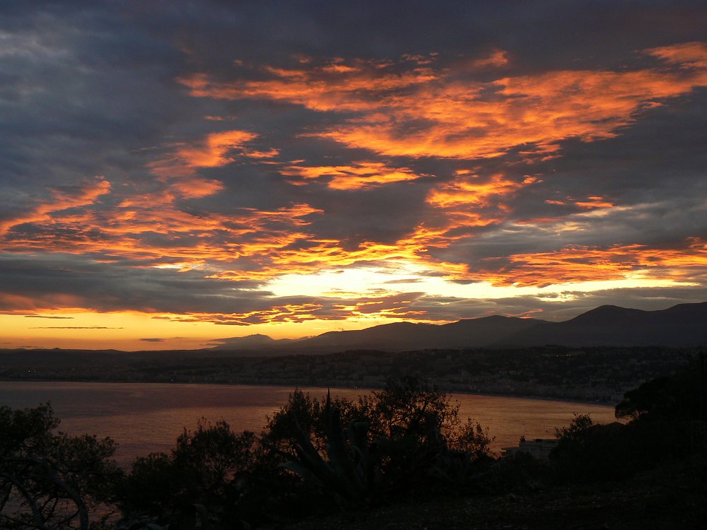 Sonnenuntergang über Nizza an der Cote d'Azur