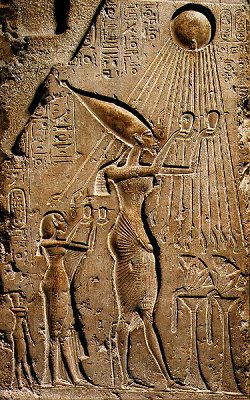Echnaton und der ägyptische Sonnengott Aton